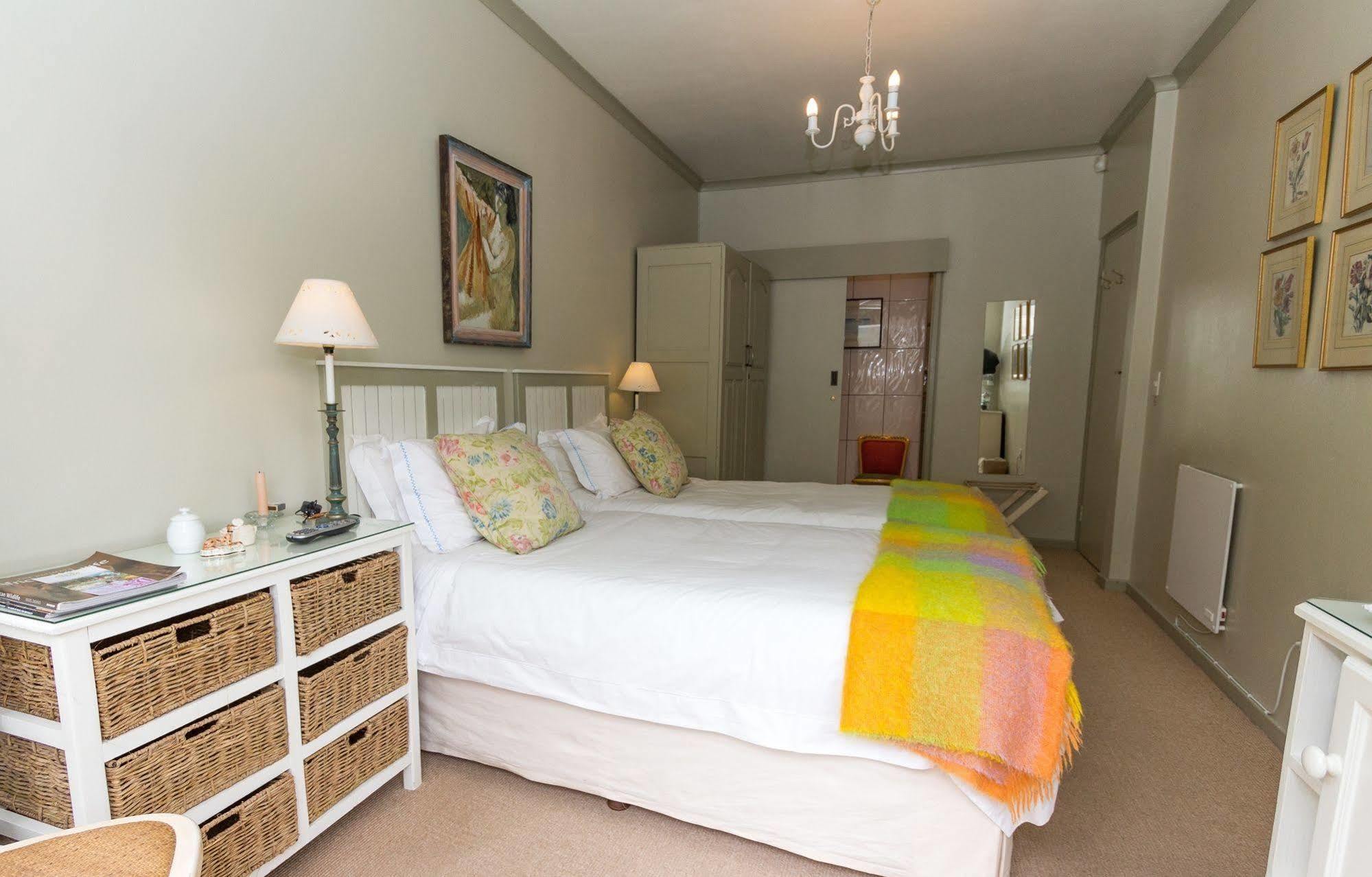 Cornerway House Hotel Plettenberg Bay Exterior photo
